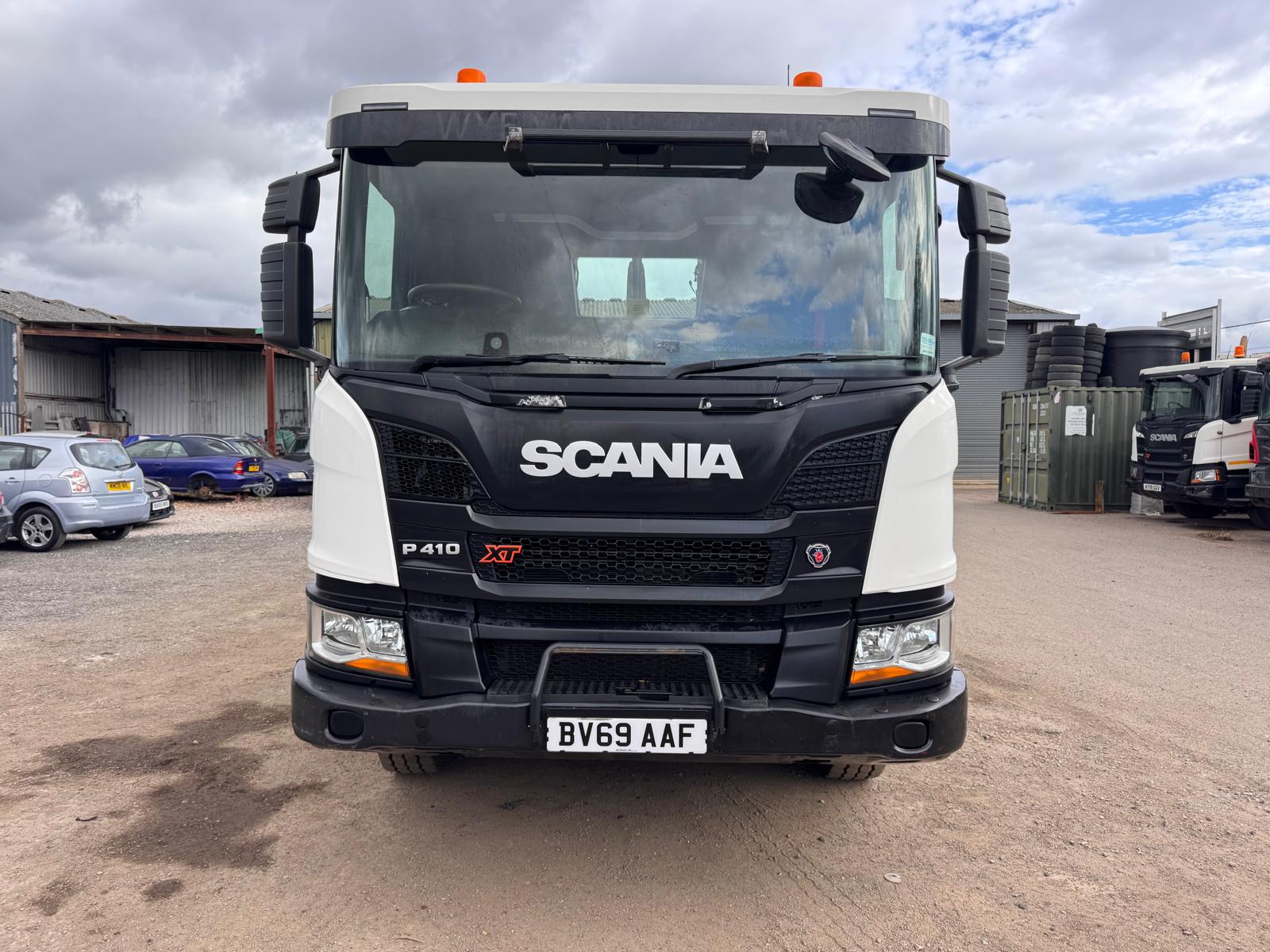 2019 SCANIA P410XT HOOK LOADER - Image 3