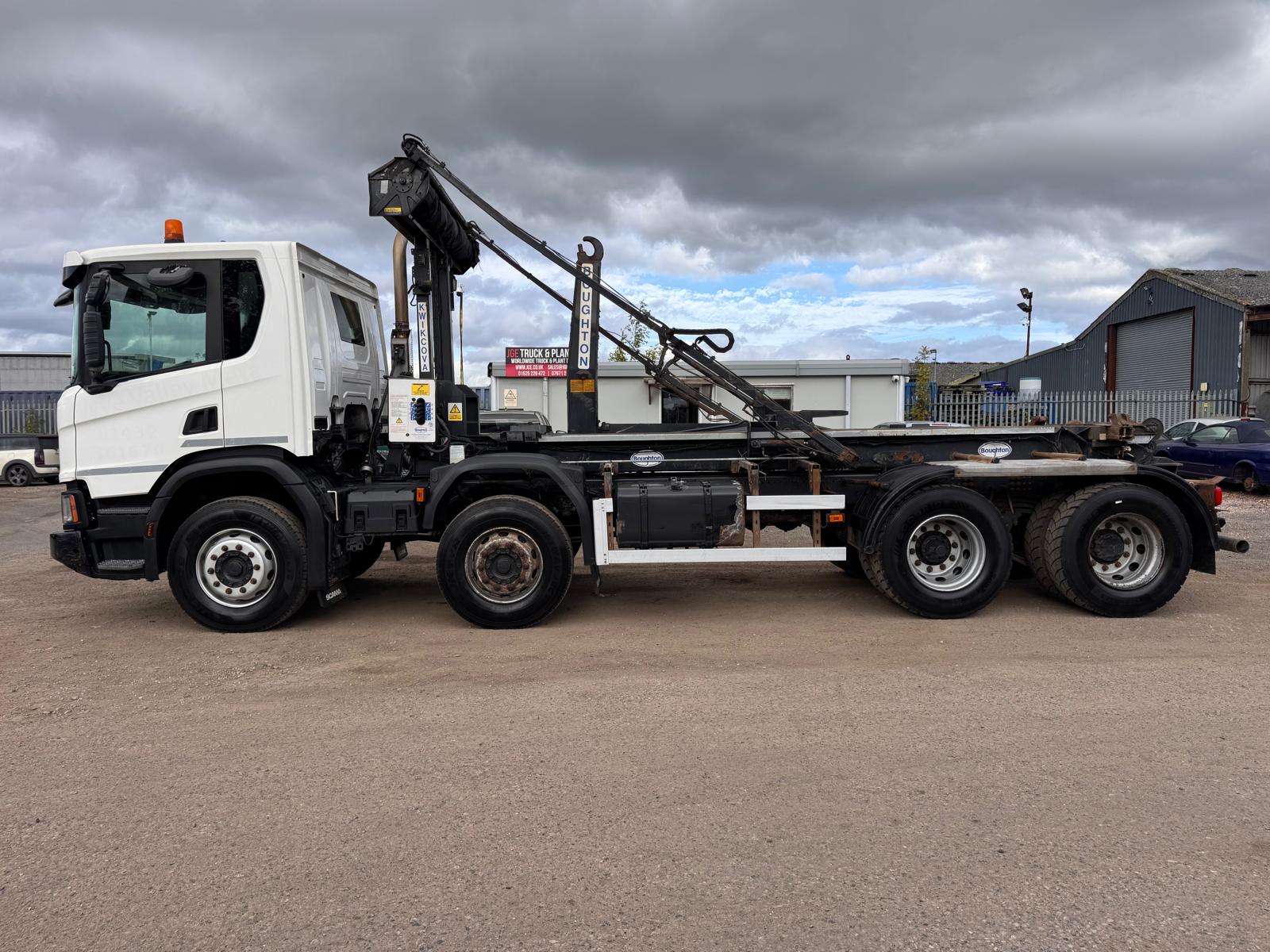 2019 SCANIA P410XT HOOK LOADER - Image 5