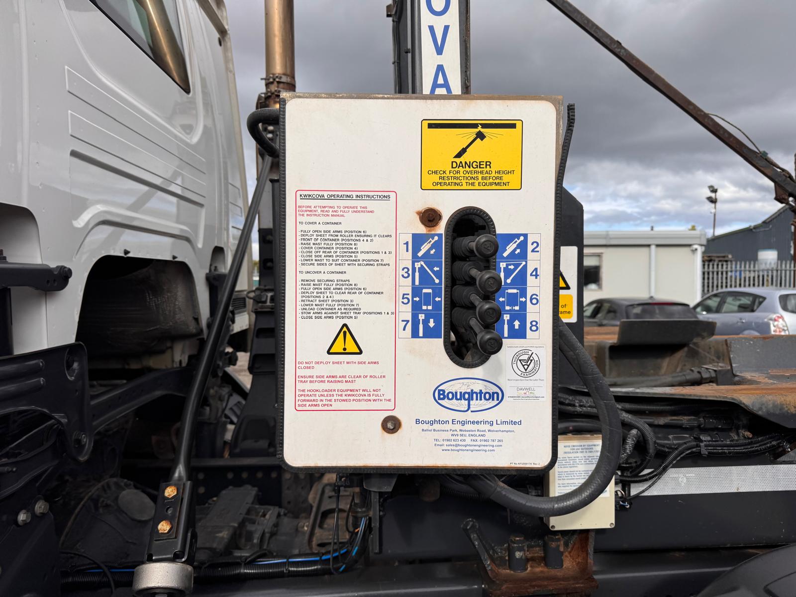 2019 SCANIA P410XT HOOK LOADER - Image 13