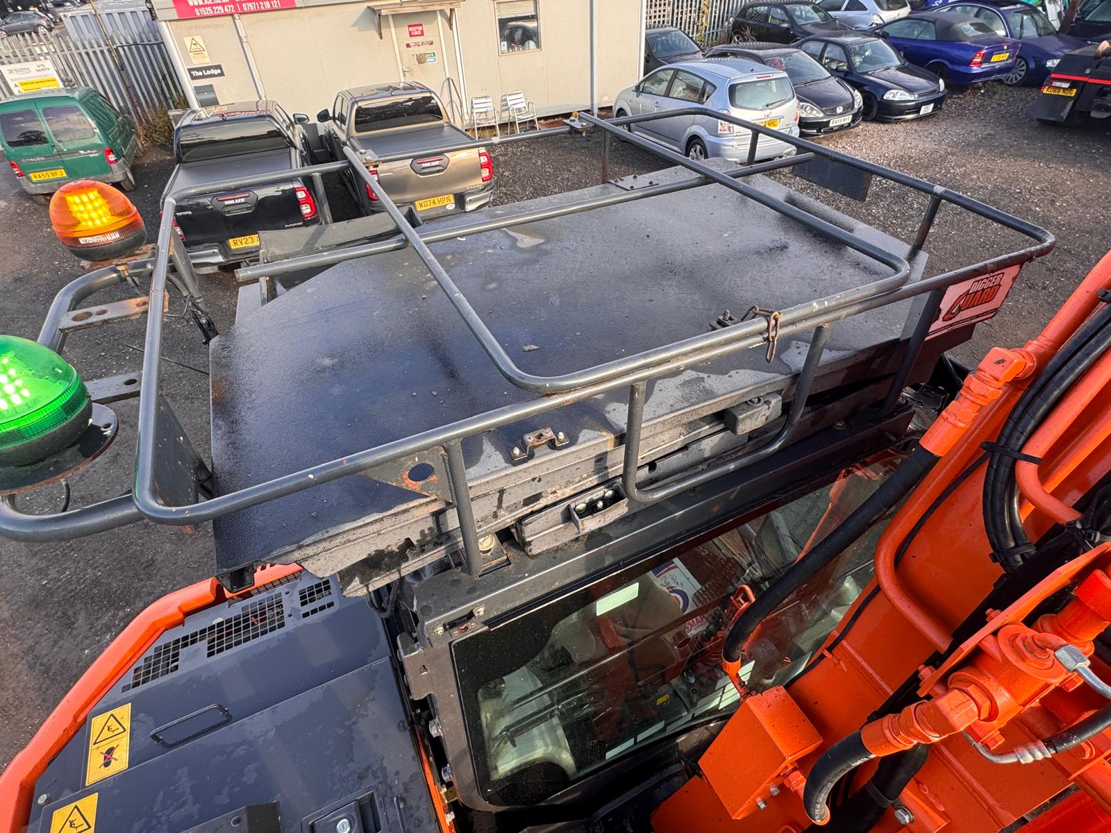 2019 HITACHI ZX135US-6 EXCAVATOR - Image 15