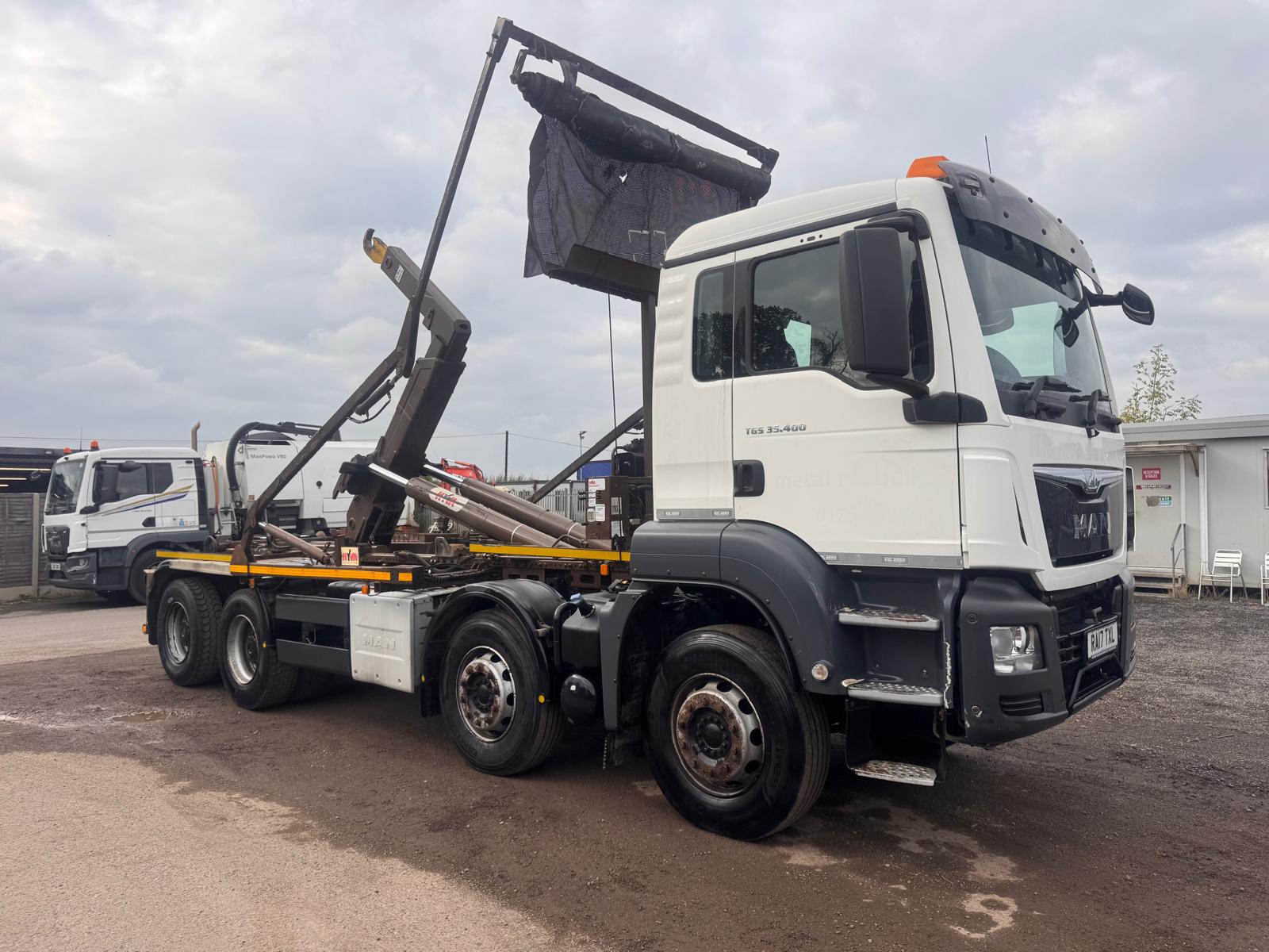 2017 MAN TGS 35.400 HOOK LOADER - Image 1