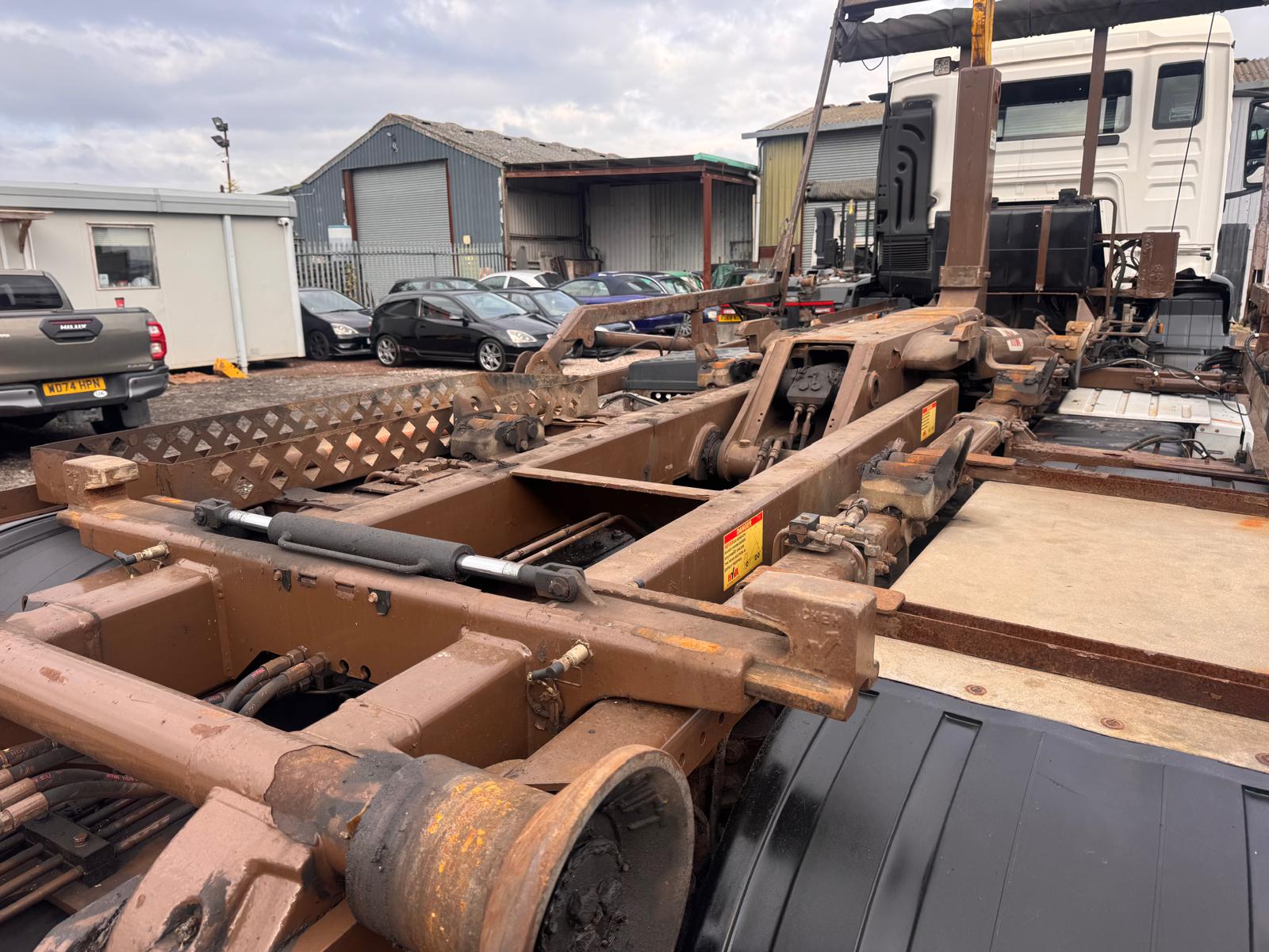 2017 MAN TGS 35.400 HOOK LOADER - Image 13