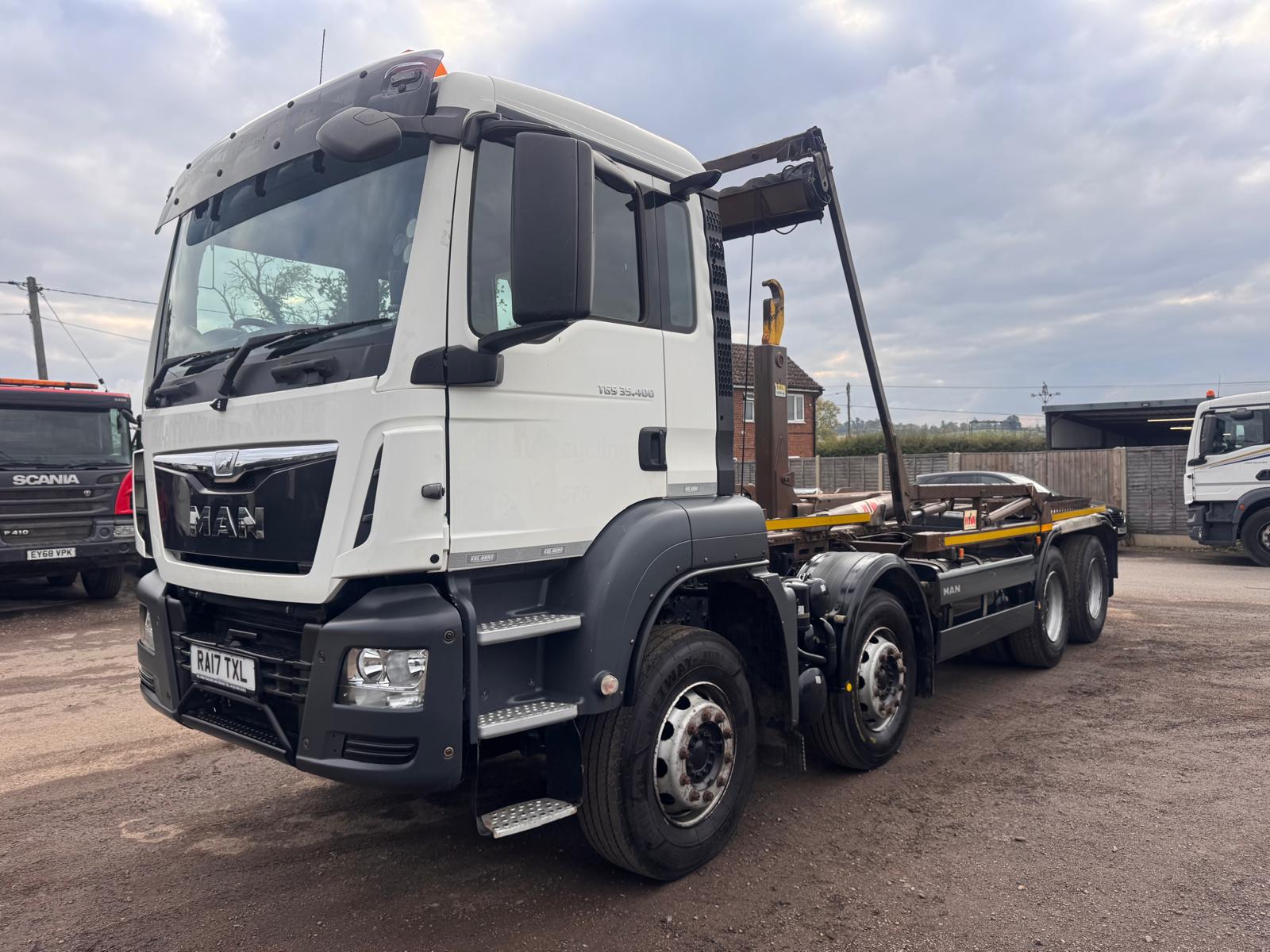 2017 MAN TGS 35.400 HOOK LOADER - Image 4