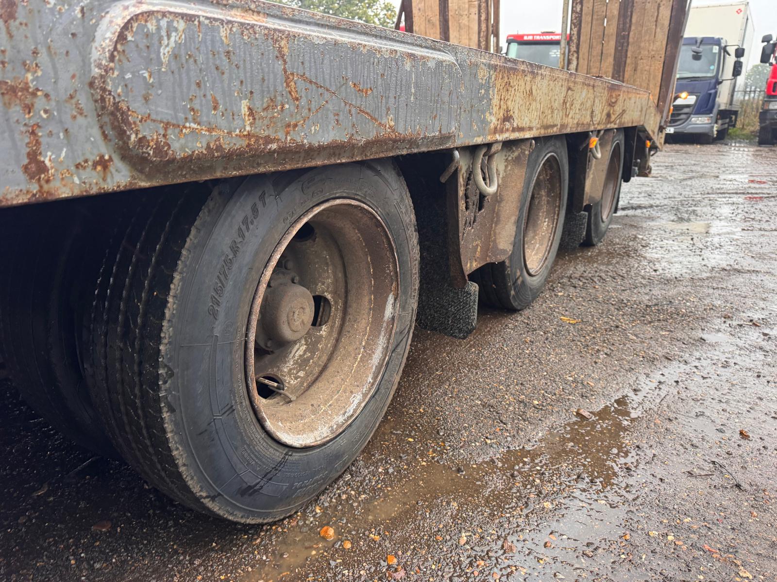 2010 CHIEFTAIN DRAWBAR LOW LOADER TRAILER - Image 15