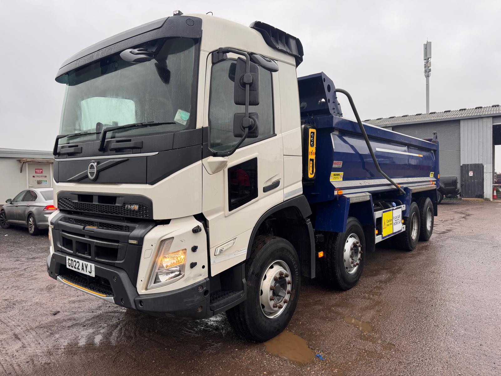 2022 VOLVO FMX420 TIPPER - Image 3
