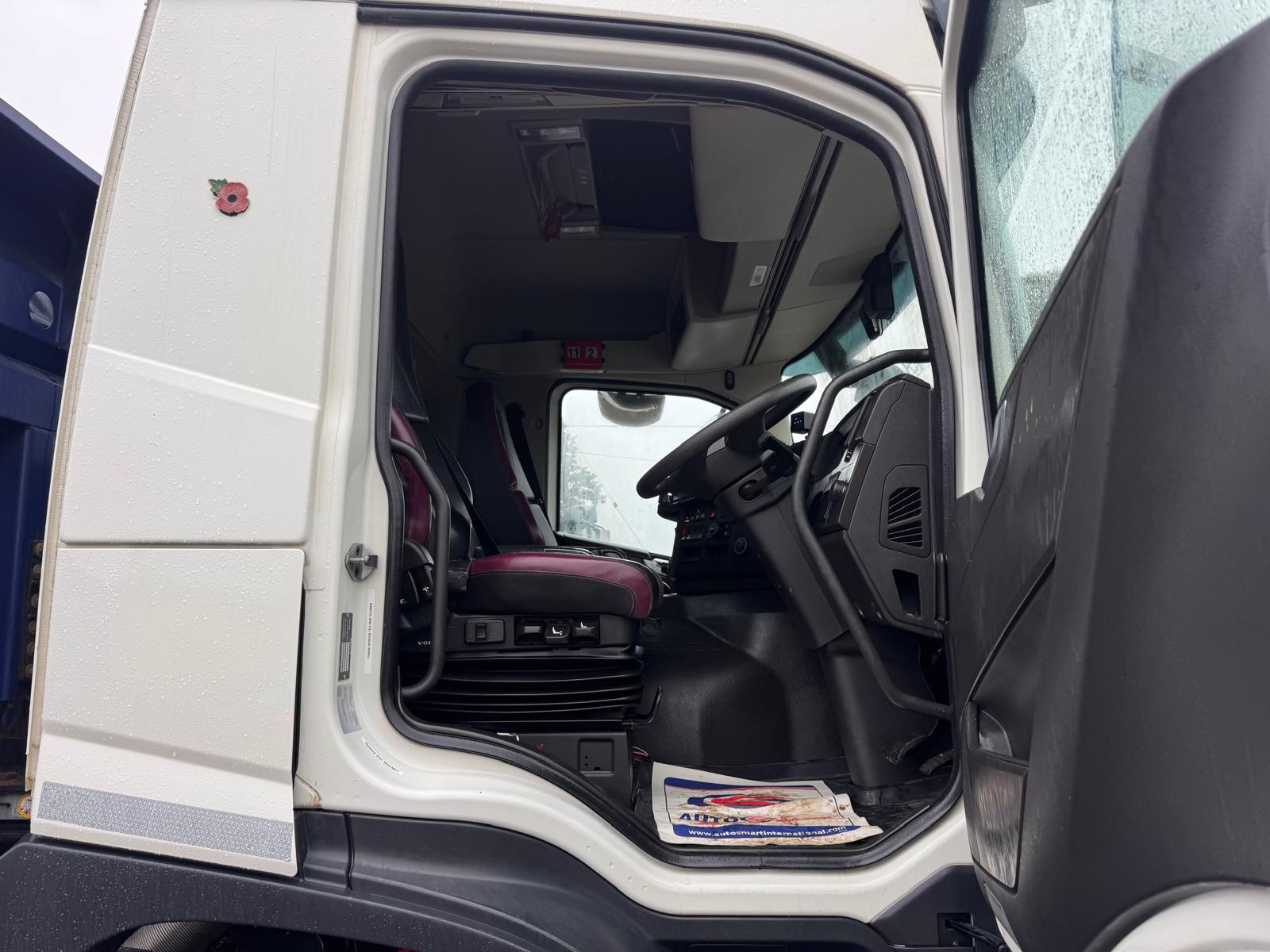 2022 VOLVO FMX420 TIPPER - Image 16