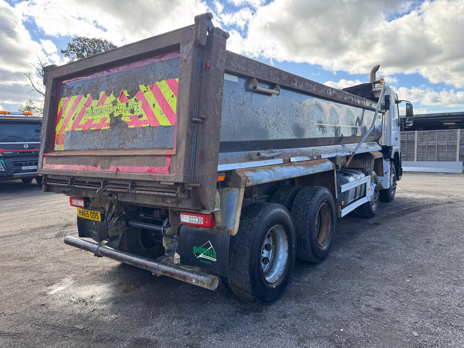 2016 VOLVO FMX420 TIPPER - Image 6