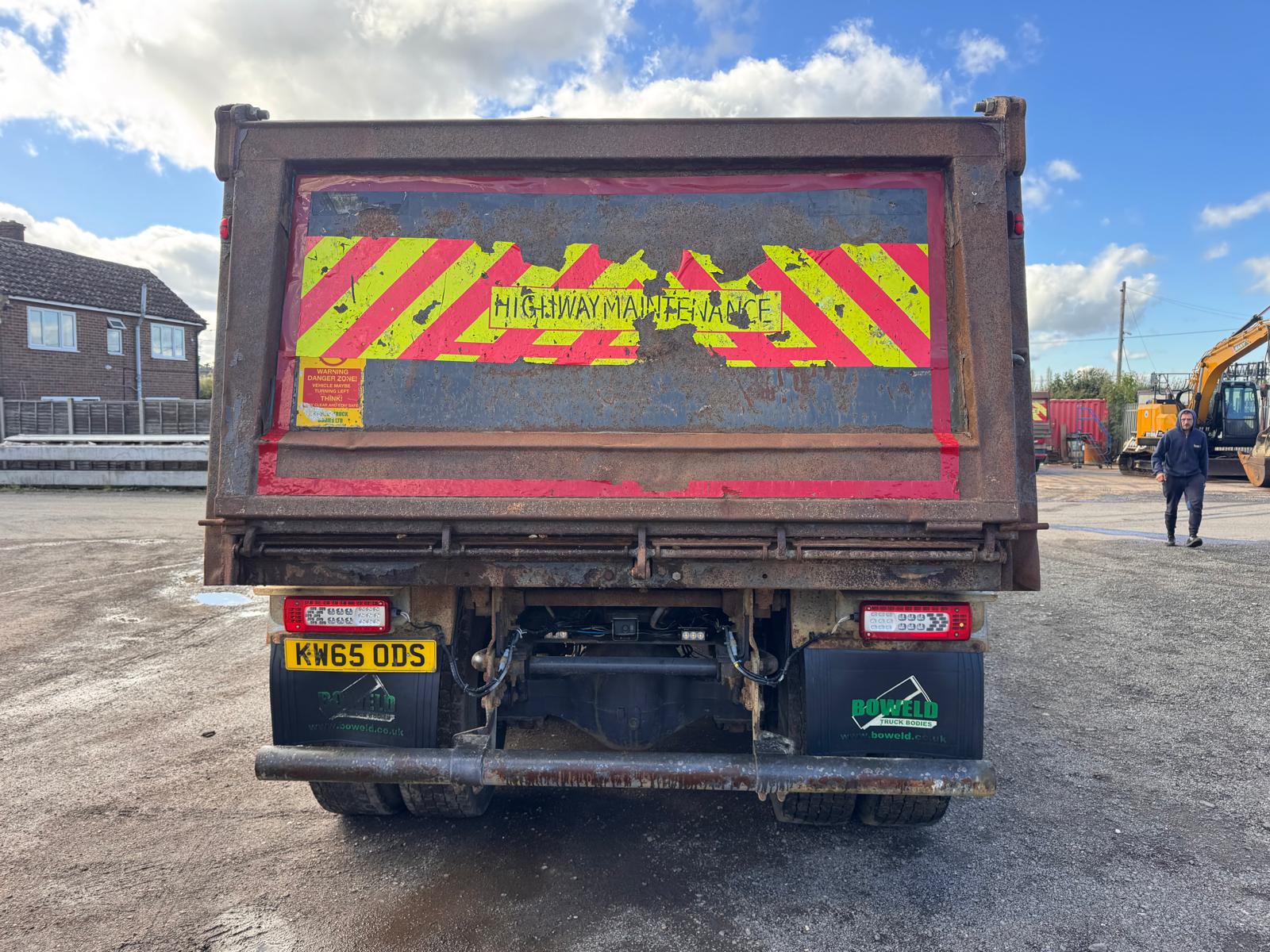 2016 VOLVO FMX420 TIPPER - Image 7