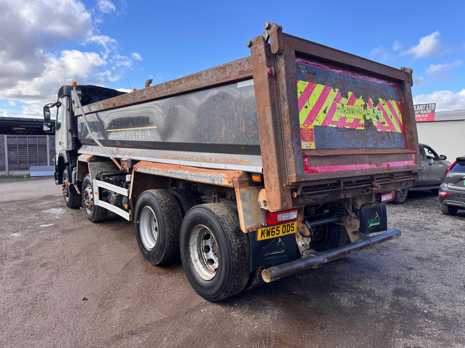 2016 VOLVO FMX420 TIPPER - Image 8