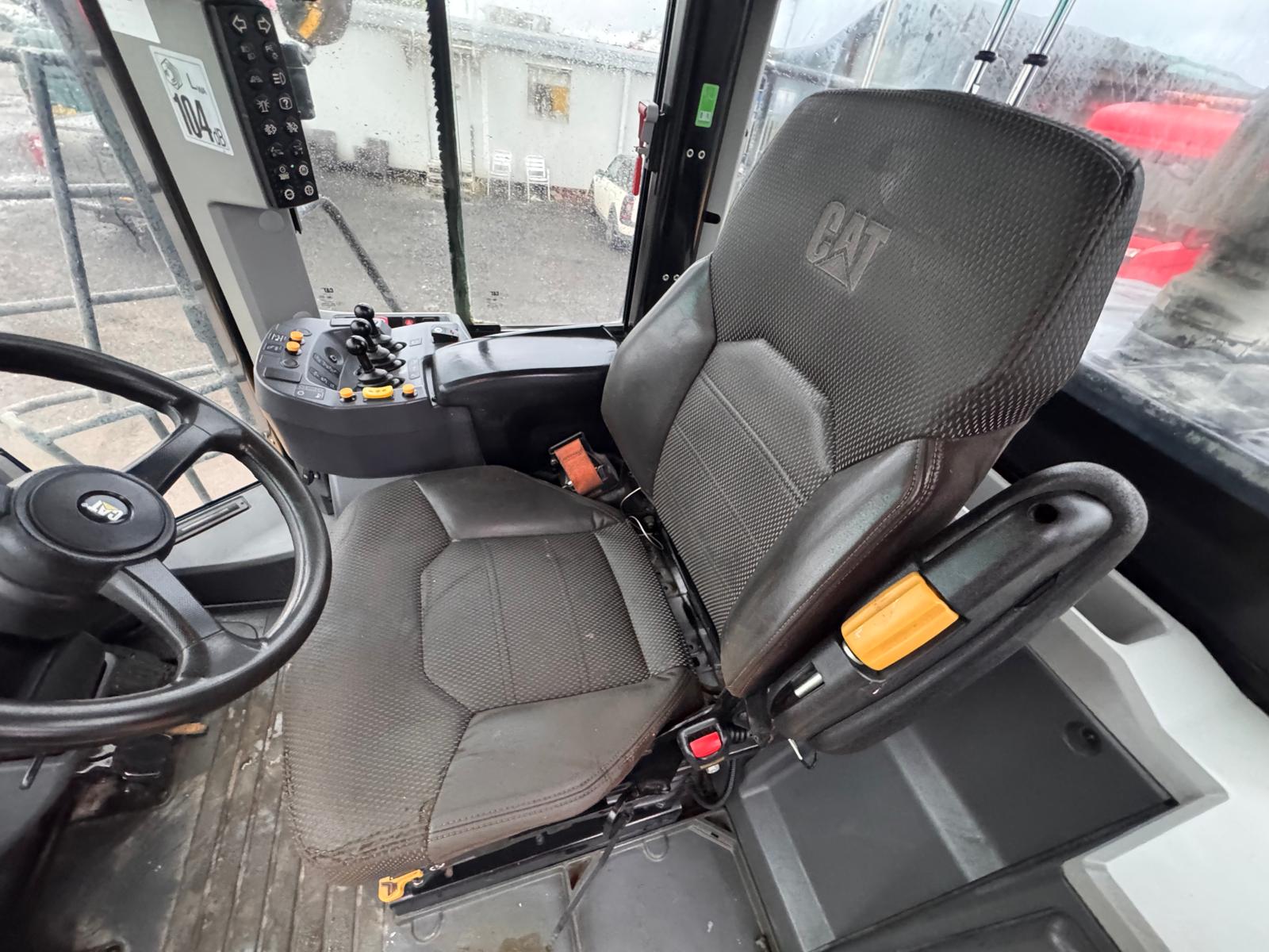 2021 CAT 950M LOADING SHOVEL - Image 20