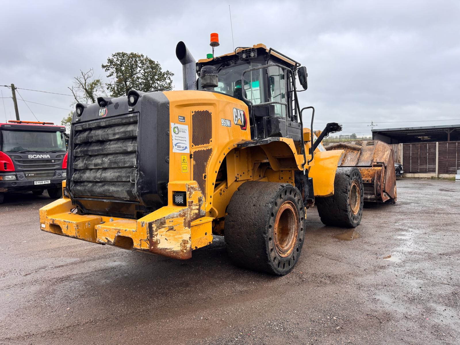 2021 CAT 950M LOADING SHOVEL - Image 8