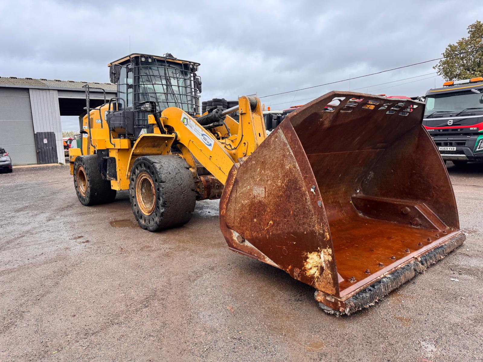 2021 CAT 950M LOADING SHOVEL - Image 10