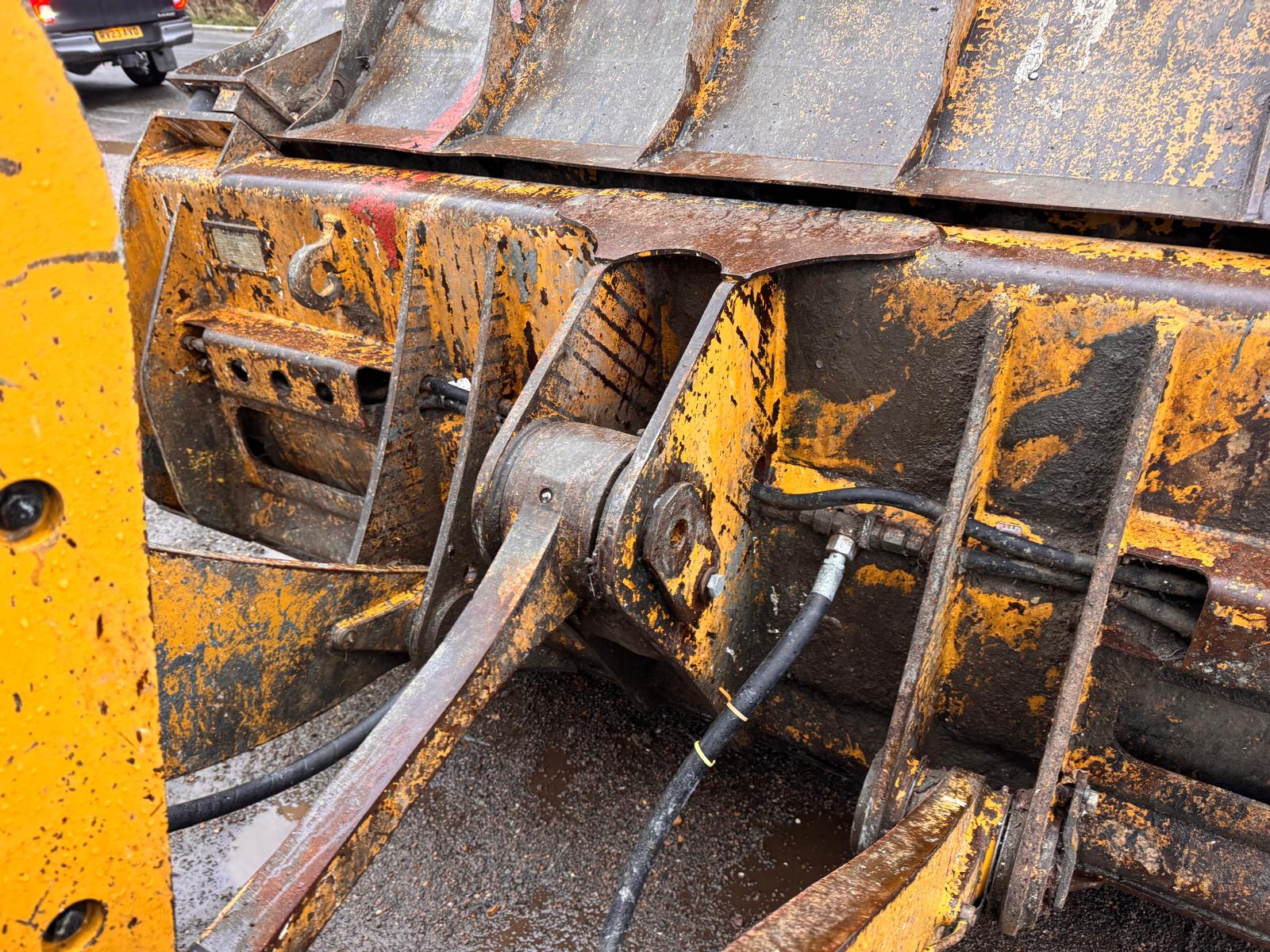 2021 CAT 950M LOADING SHOVEL - Image 12