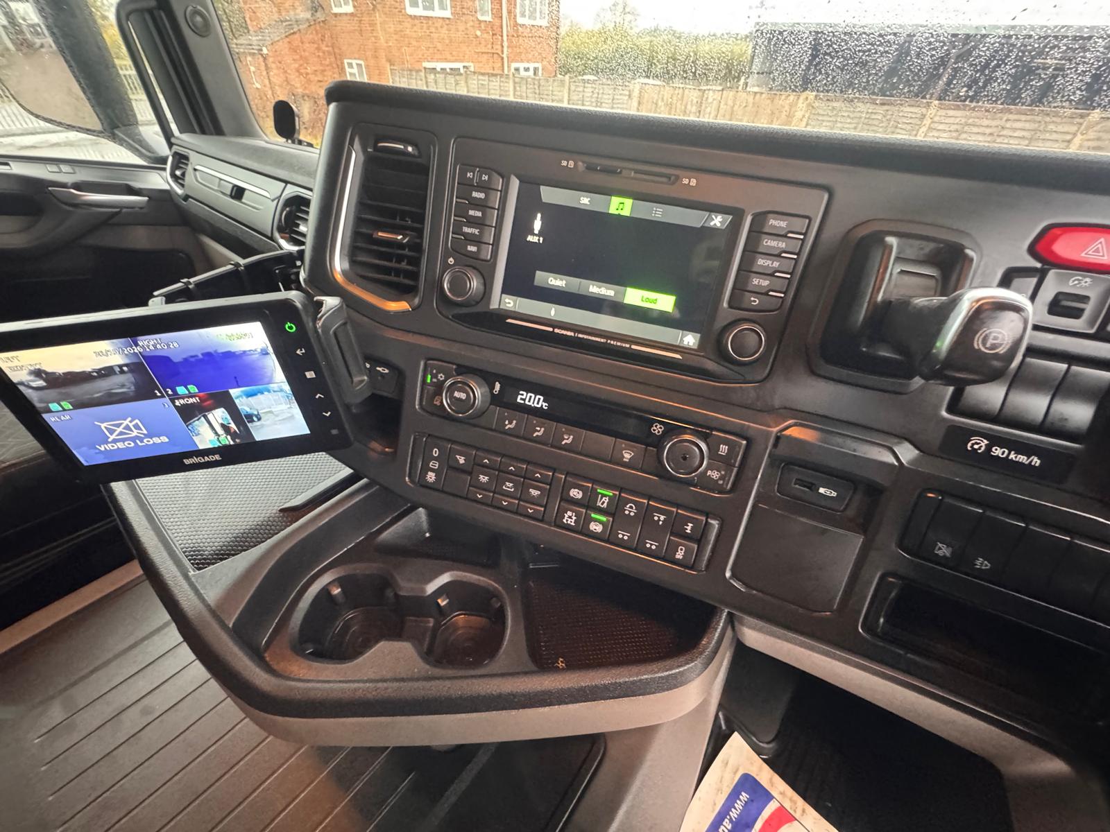 SCANIA R500XT TACTOR UNIT - Image 21