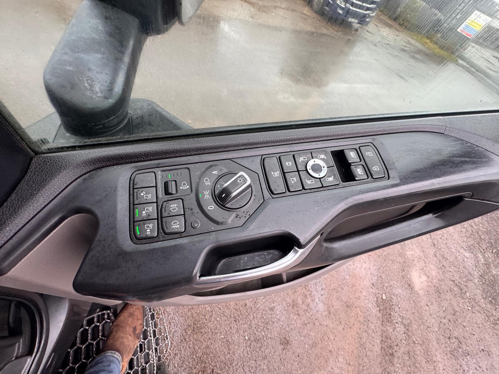 SCANIA R500XT TACTOR UNIT - Image 26