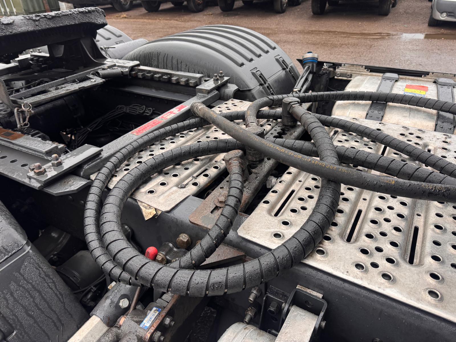 SCANIA R500XT TACTOR UNIT - Image 11